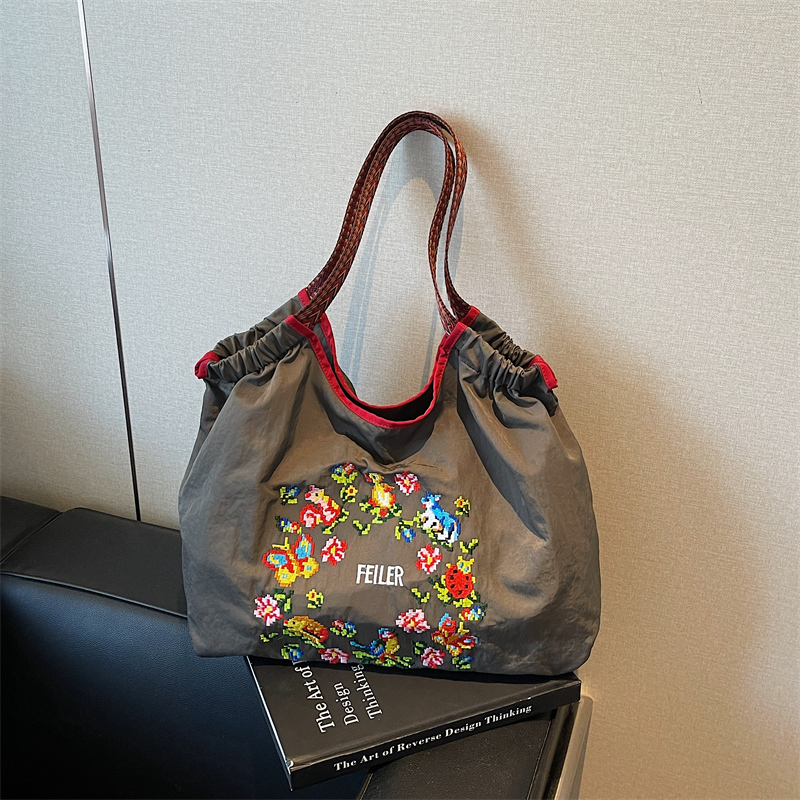 Summer Flowers Shoulder Bags N - Fishing Equipment Market のレビューと価格