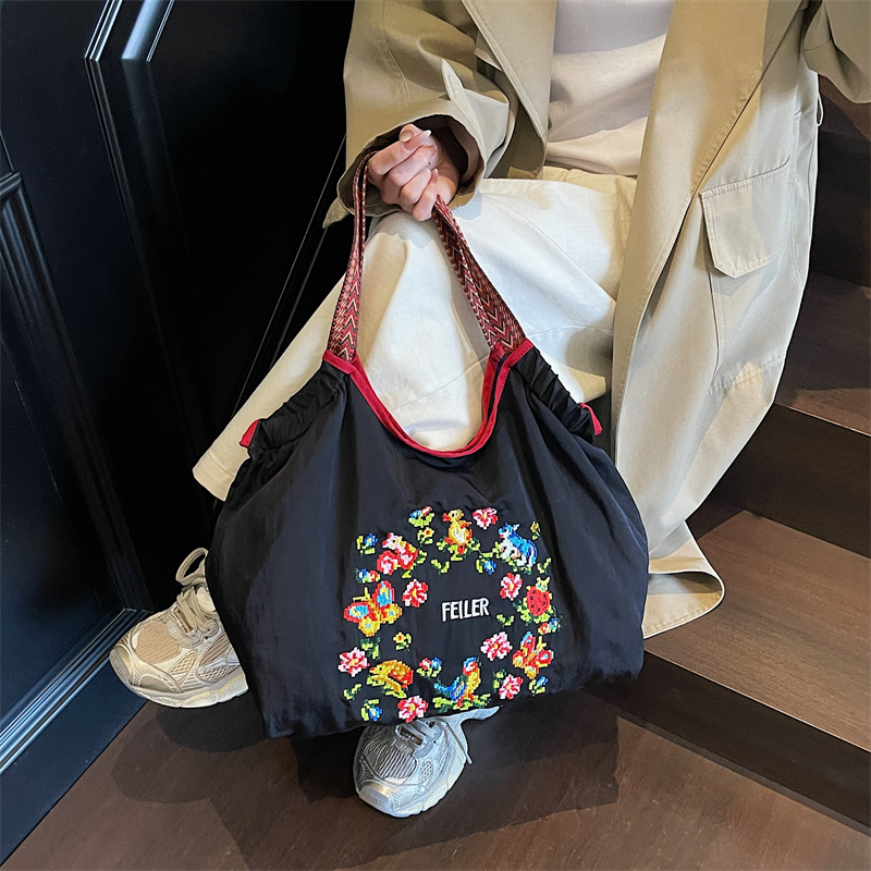 Summer Flowers Shoulder Bags N - Fishing Equipment Market のレビューと価格