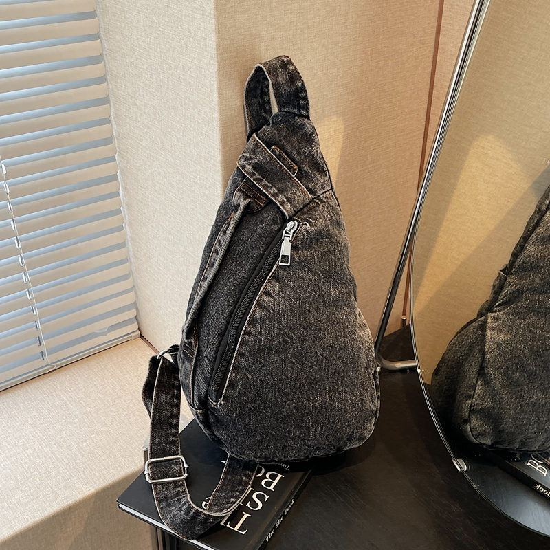 Denim Solid New Fashion Chest  - Fishing Equipment Market のレビューと価格
