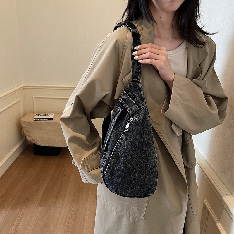 Denim Solid New Fashion Chest  - Fishing Equipment Market のレビューと価格